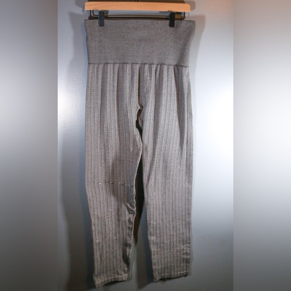 Black & White Micro-Stripe Smocked Waist Pants | Casual Lounge Pull-On Pants - Picture 4 of 9